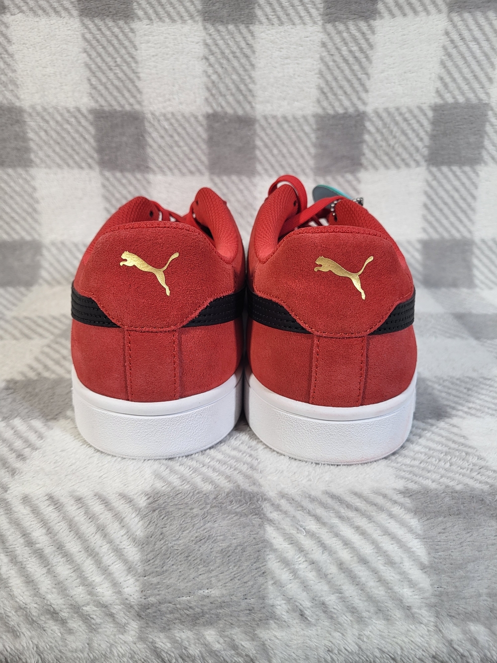 Men's Size 11.5 PUMA Red Suede Black White Low Top Sneakers Athletic - Picture 3 of 10